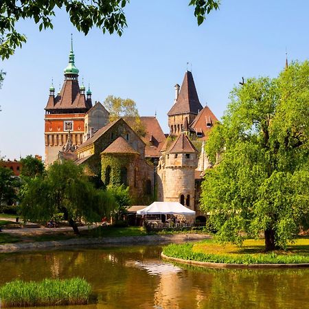 Budapestayz - Jozsef Apartments エクステリア 写真